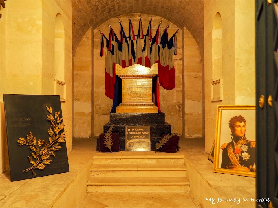 巴黎萬神殿 Panthéon 法國先賢的安葬地,雨果、盧梭都在這 巴黎萬神殿 將軍之墓
