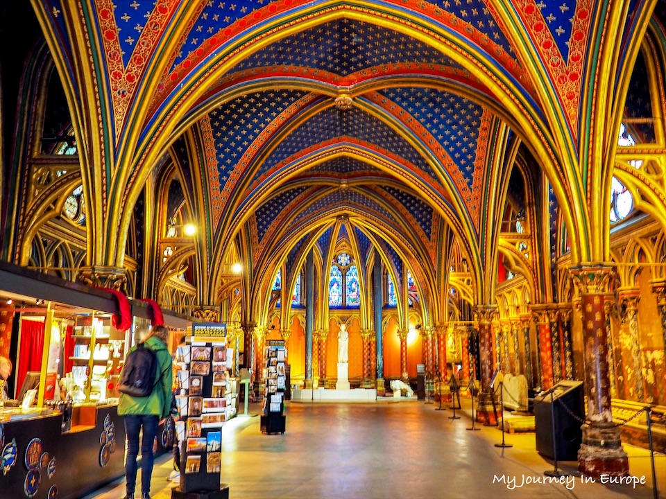 巴黎聖禮拜堂 Sainte Chapelle 世界最美的彩繪玻璃窗教堂 法國巴黎自由行必去景點 巴黎聖禮拜堂 Sainte Chapelle