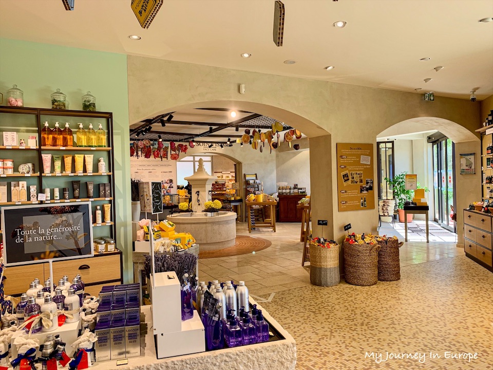 普羅旺斯薰衣草 Valensole 拍照打卡景點攻略 南法自由行 歐舒丹 L'OCCITANE 南法普羅旺斯購物推薦