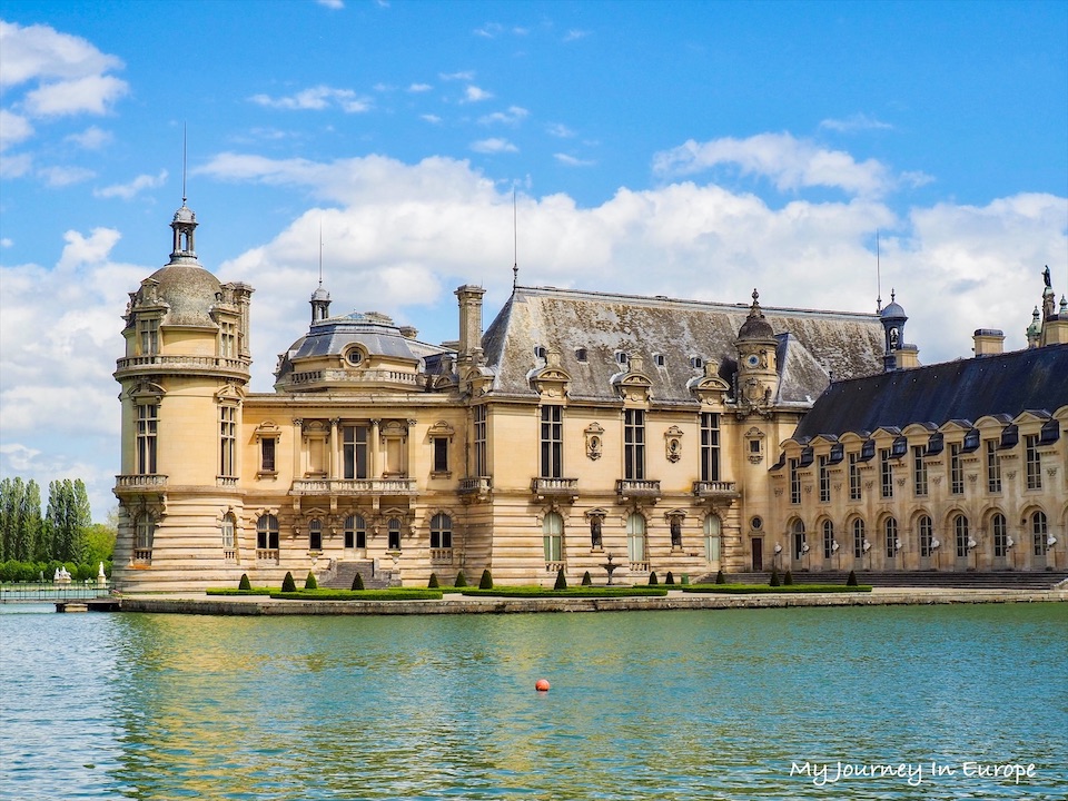 香堤堡 Château de Chantilly 一起去法國巴黎近郊城堡一日遊 法國巴黎近郊的優雅城堡 香堤堡 Château de Chantilly