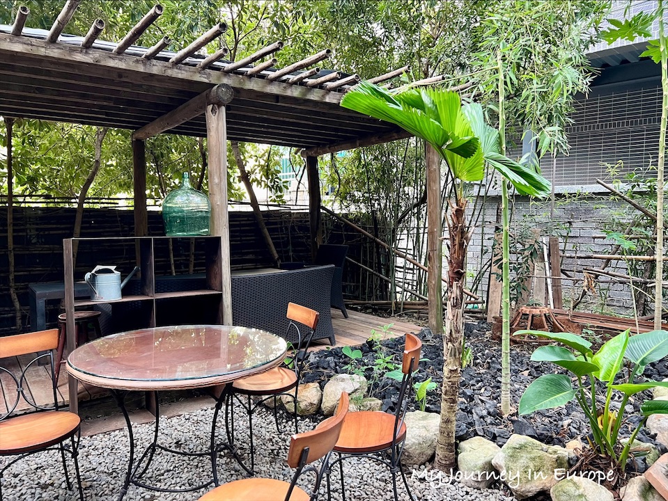 竹北咖啡廳 | 厚食聚落,隱藏在都市裡的森林咖啡館 竹北特色咖啡廳推薦 厚食聚落