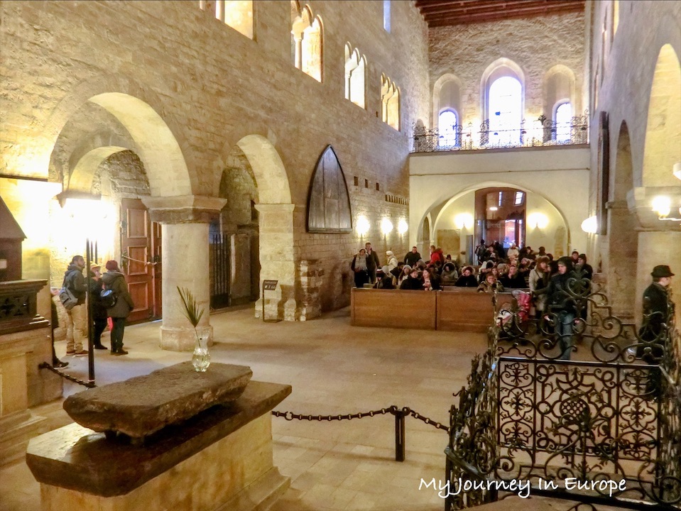 布拉格城堡 | 捷克聖維特大教堂參觀,含門票、交通介紹 捷克 Prague 旅遊景點攻略 聖喬治教堂