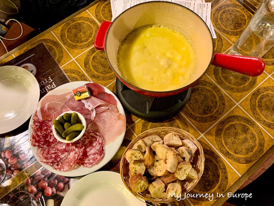 巴黎瑪黑區 Le Marais 必吃必玩的景點介紹都在這 Pain Vin Fromage 起司鍋 法國巴黎美食餐廳推薦