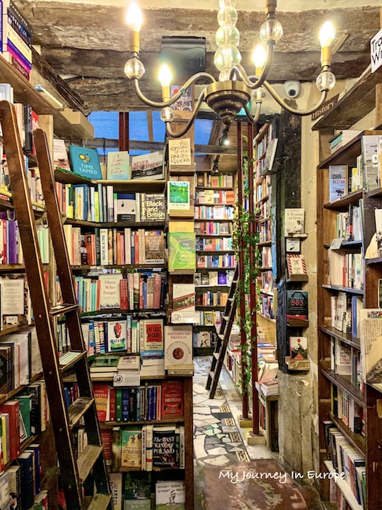 莎士比亞書店 | 巴黎左岸的文藝書店和咖啡廳 法國巴黎左岸必去旅遊景點