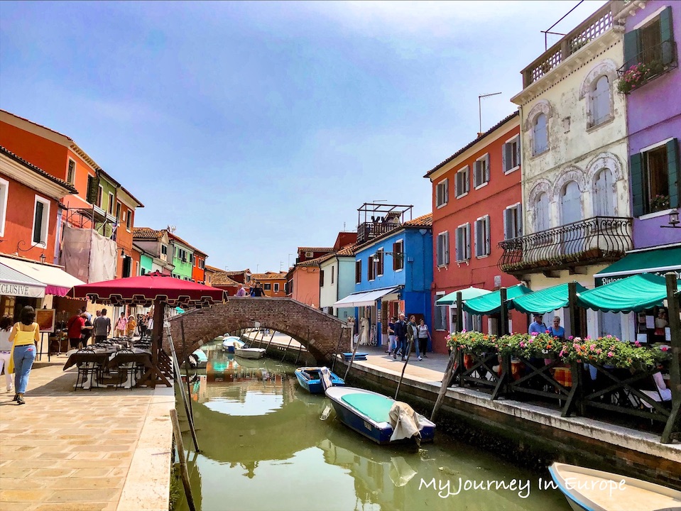 威尼斯彩色島 Burano 義大利必去夢幻小島,含交通景點介紹 義大利 威尼斯彩色島 旅遊推薦