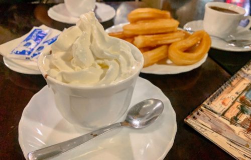 巴塞隆納咖啡廳 Cafe de l'Opera 熱巧克力配churros