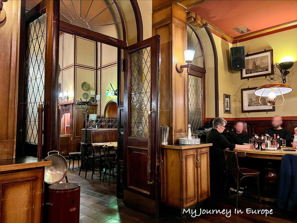 科隆餐廳推薦 | Früh am Dom平價也能吃到的百年美味 科隆餐廳推薦 Früh am Dom