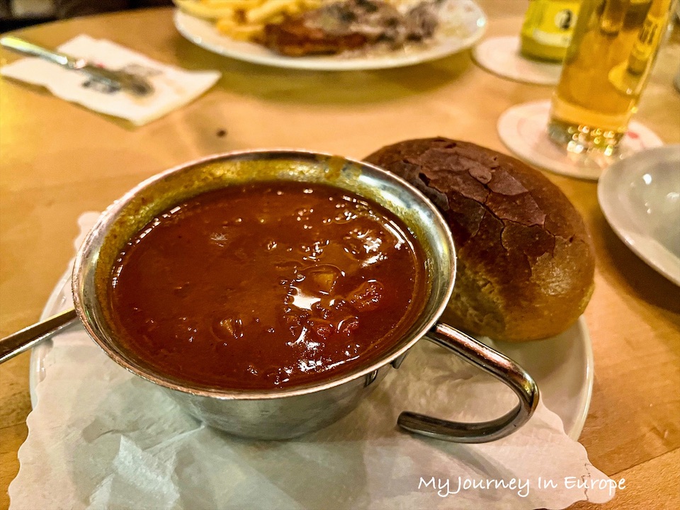 科隆餐廳推薦 | Früh am Dom平價也能吃到的百年美味 科隆餐廳推薦
