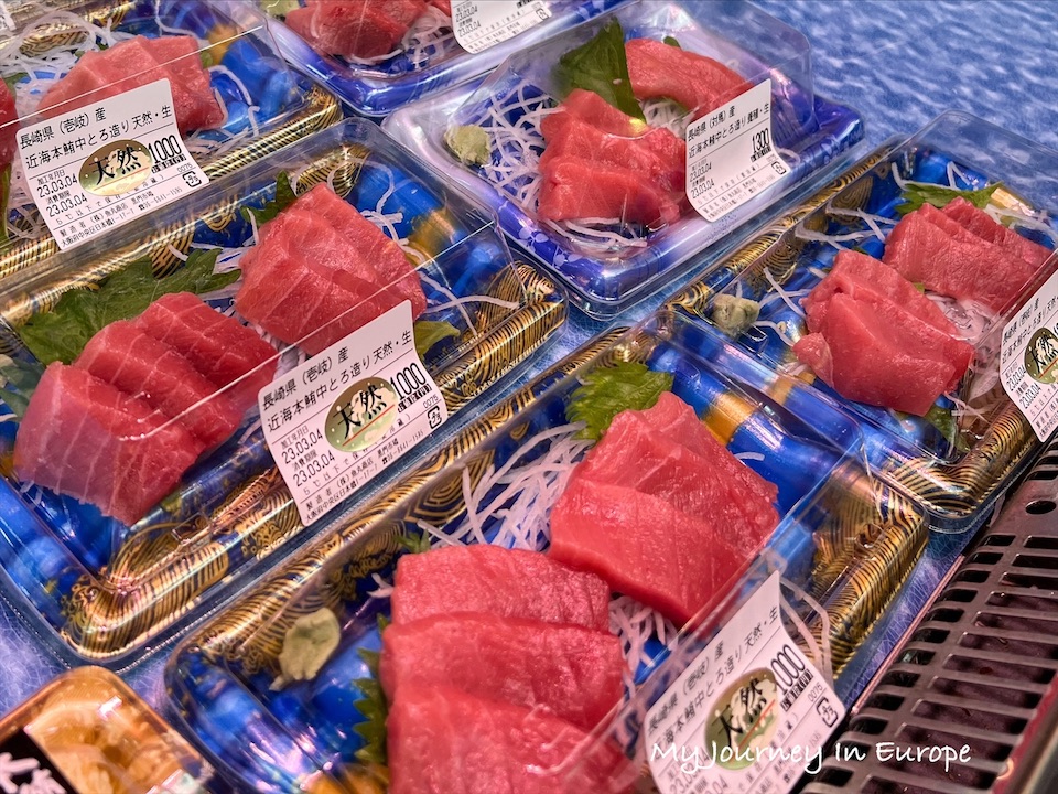 黑門市場 | 日本大阪美食之旅,大啖鰻魚、河豚、扇貝 黑門市場 生魚片