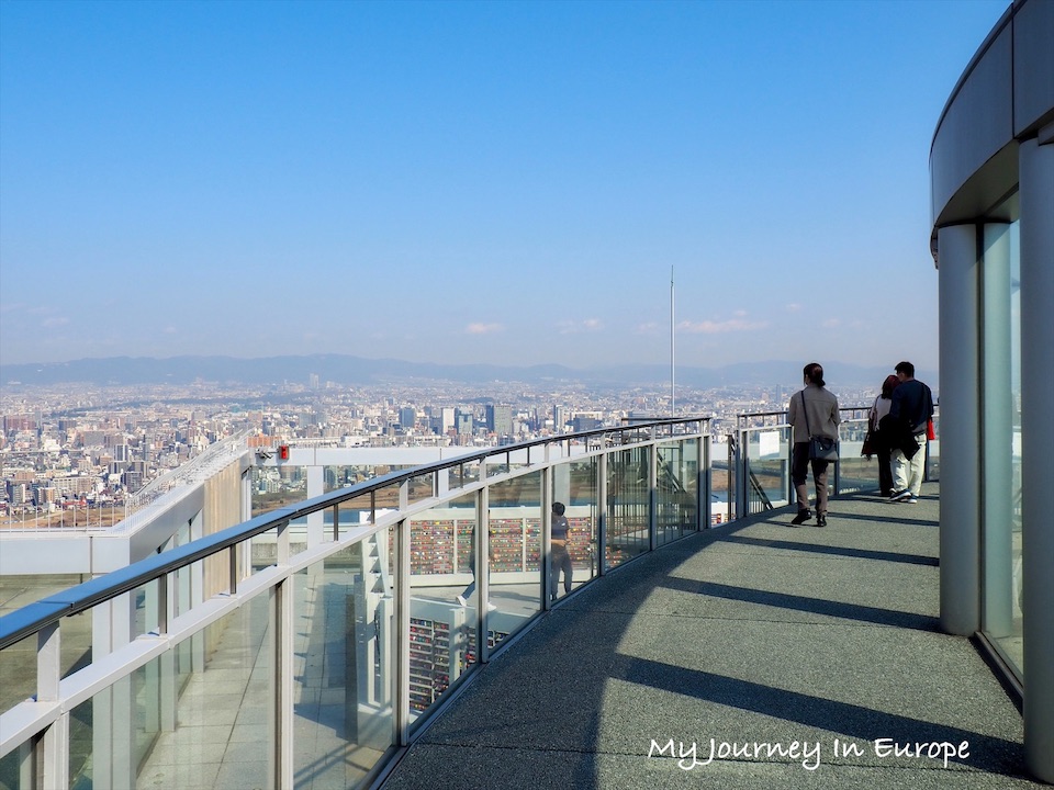 大阪梅田空中庭園步道