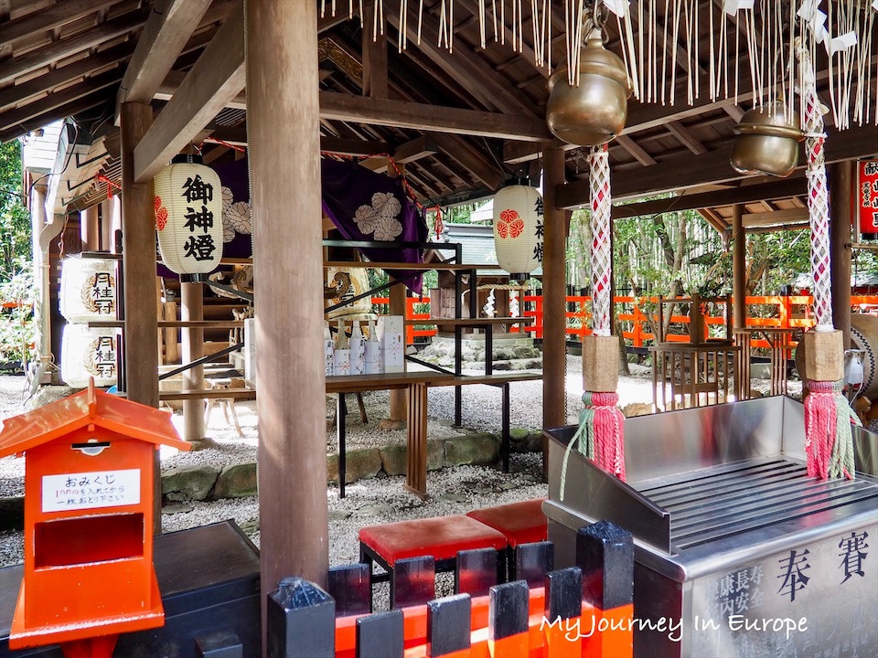京都嵐山野宮神社 | 隱身竹林裡,祈求戀愛運、學業進步的人氣神社 京都嵐山野宮神社