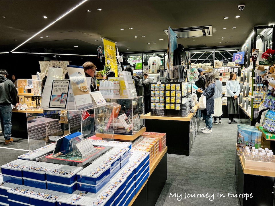 澀谷展望台 Shibuya Sky 眺望富士山、晴空塔,欣賞東京日夜景 澀谷展望台 Shibuya Sky 禮品店