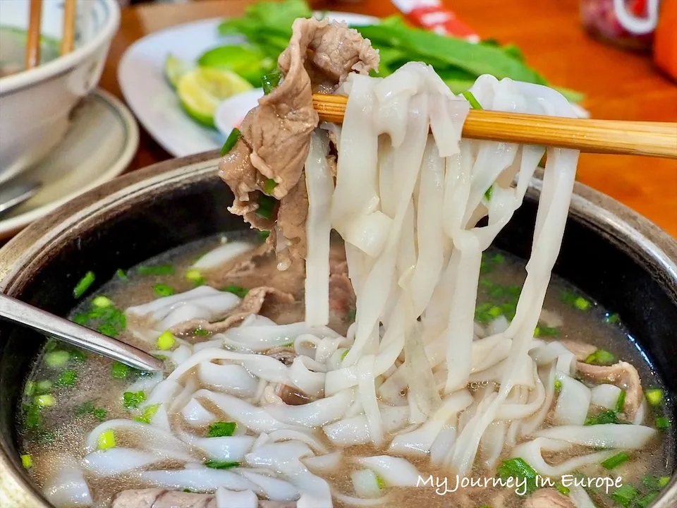 胡志明市美食推薦 | 餐廳、咖啡廳、酒吧不藏私分享 胡志明市美食推薦 越南河粉