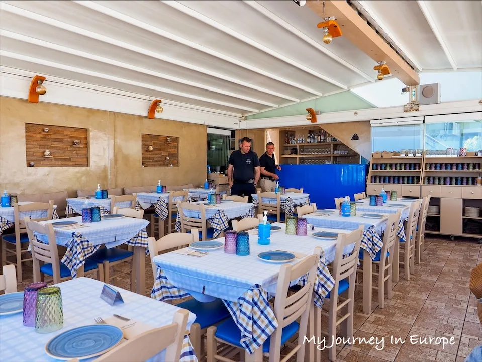 希臘聖托里尼 | 費拉餐廳 Parea Tavern 市中心的美味希臘料理 費拉餐廳 Parea Tavern