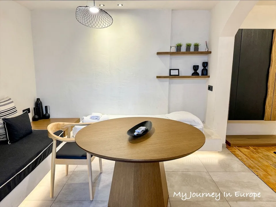 聖托里尼費拉住宿推薦 Amer Suites