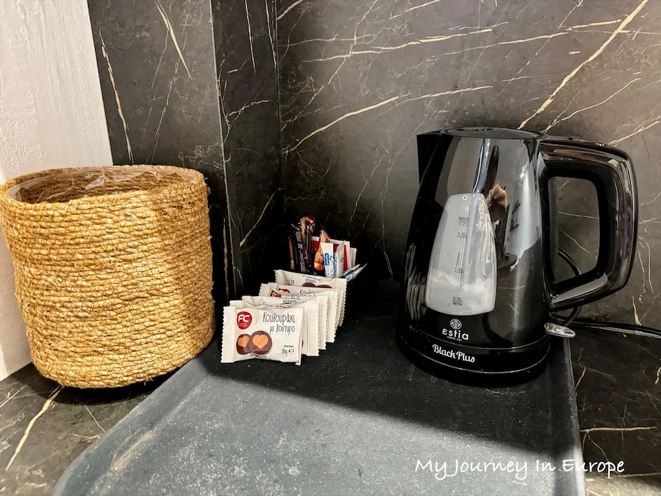 費拉住宿 Amer Suites