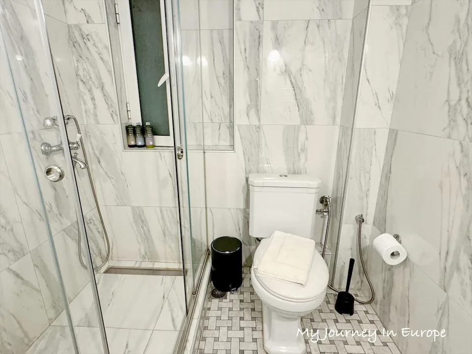 雅典住宿 V1935 Luxurious Apartments 市中心飯店,交通、購物、吃飯都方便 雅典住宿 V1935 Luxurious Apartments