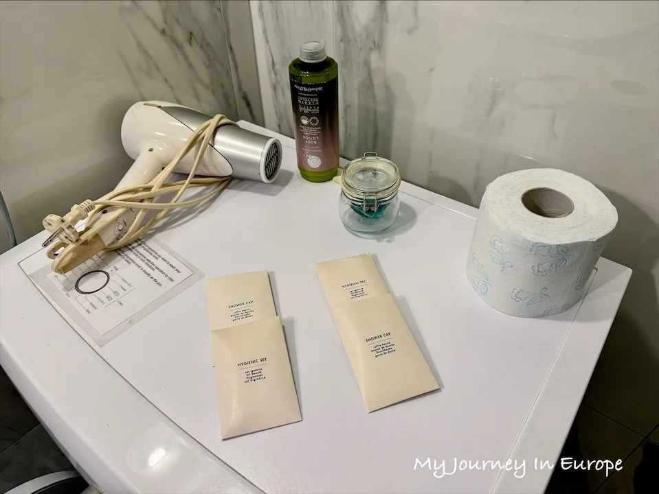 雅典住宿 V1935 Luxurious Apartments 市中心飯店,交通、購物、吃飯都方便 雅典住宿 V1935 Luxurious Apartments