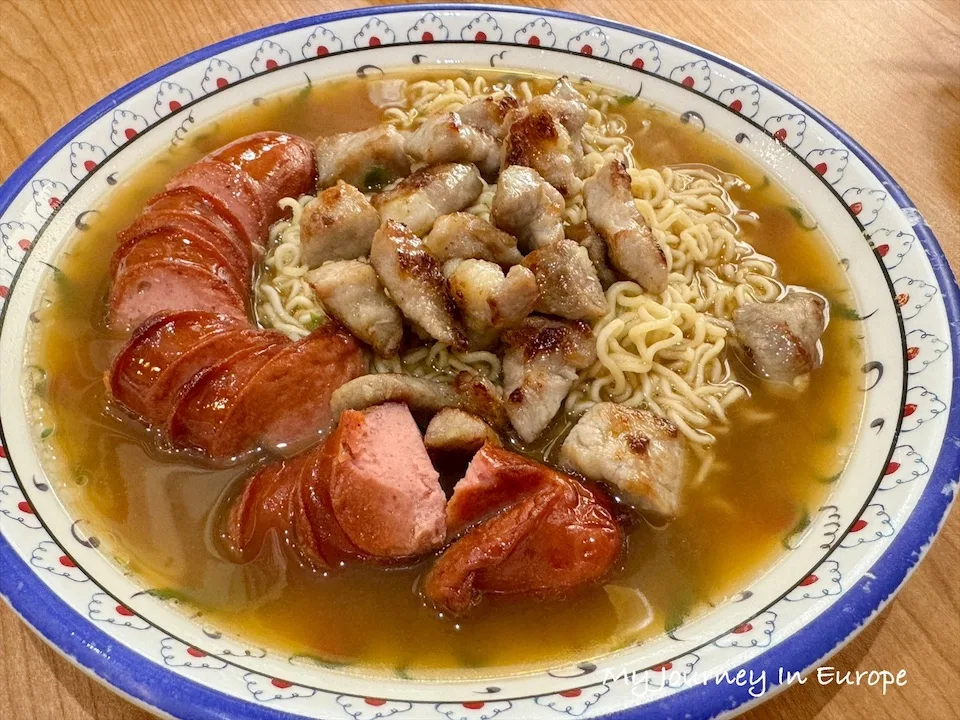 澳門茶餐廳 | 永安咖啡室,在地人也愛的中西融合好滋味 肉丁公仔麵