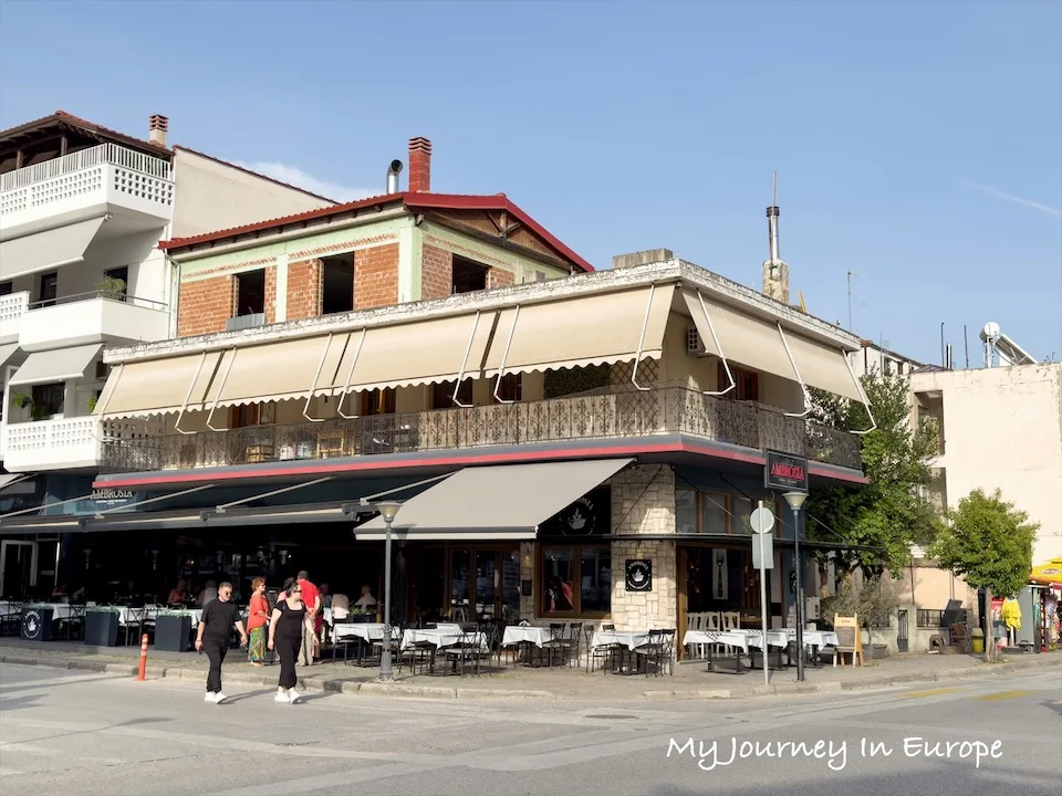 希臘卡蘭巴卡餐廳 Ambrosia Taverna 天空之城腳下的美味餐廳 希臘卡蘭巴卡餐廳 Ambrosia Taverna Restaurant