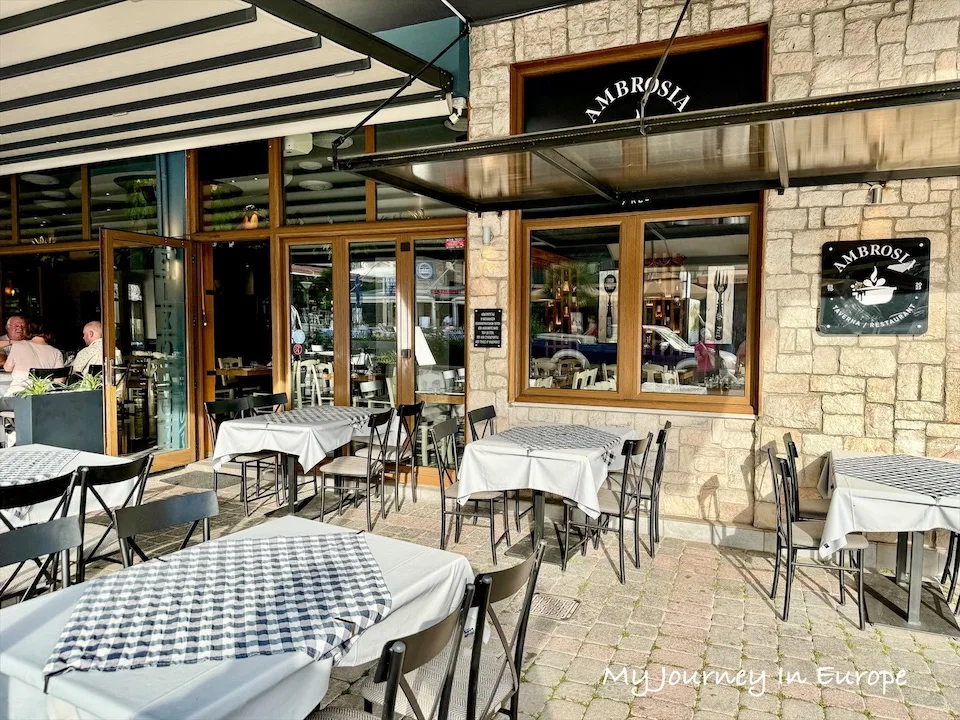 希臘卡蘭巴卡餐廳 Ambrosia Taverna 天空之城腳下的美味餐廳 希臘卡蘭巴卡餐廳 Ambrosia Taverna Restaurant