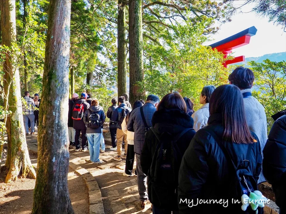 日本箱根神社 | 必拍超美水上鳥居,在蘆之湖中的平和鳥居 箱根神社排隊拍照