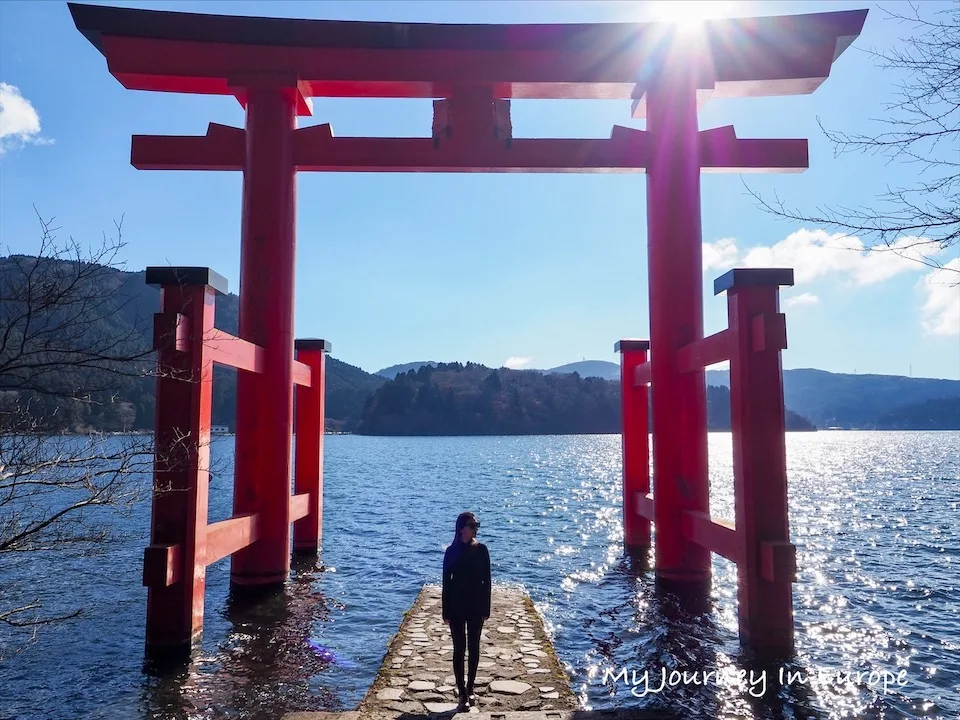 日本箱根神社 | 必拍超美水上鳥居,在蘆之湖中的平和鳥居 和平鳥居