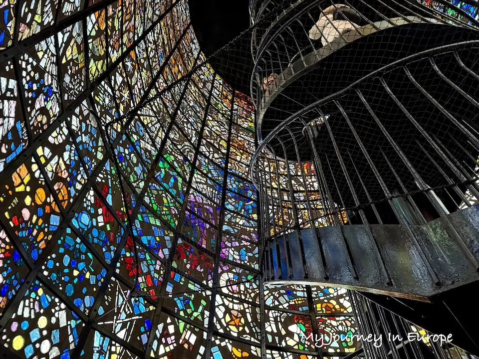 箱根雕刻森林美術館 | 箱根旅遊必去景點,門票交通懶人包 鴻運交響雕塑