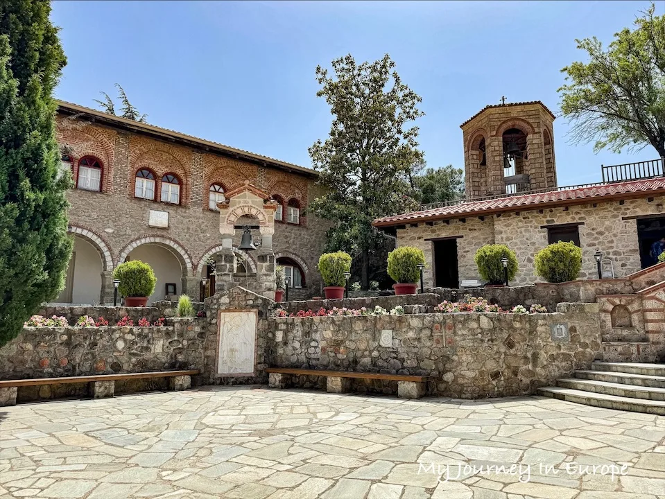 大梅特歐拉修道院