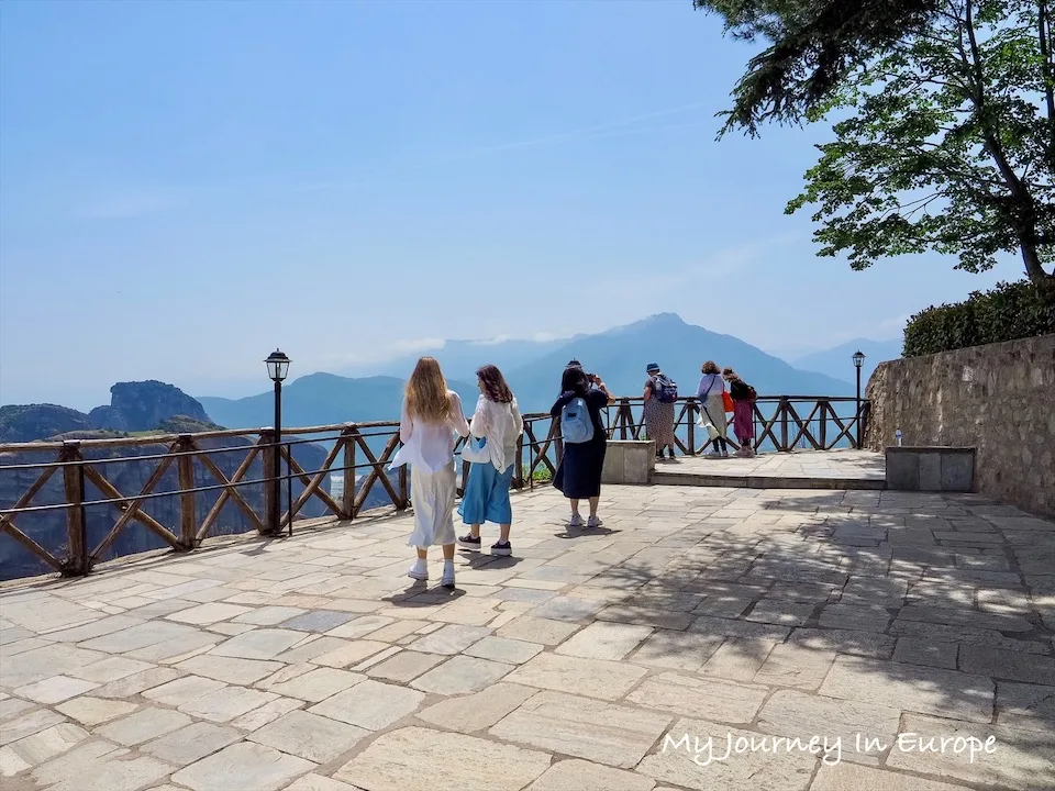 大梅特歐拉修道院