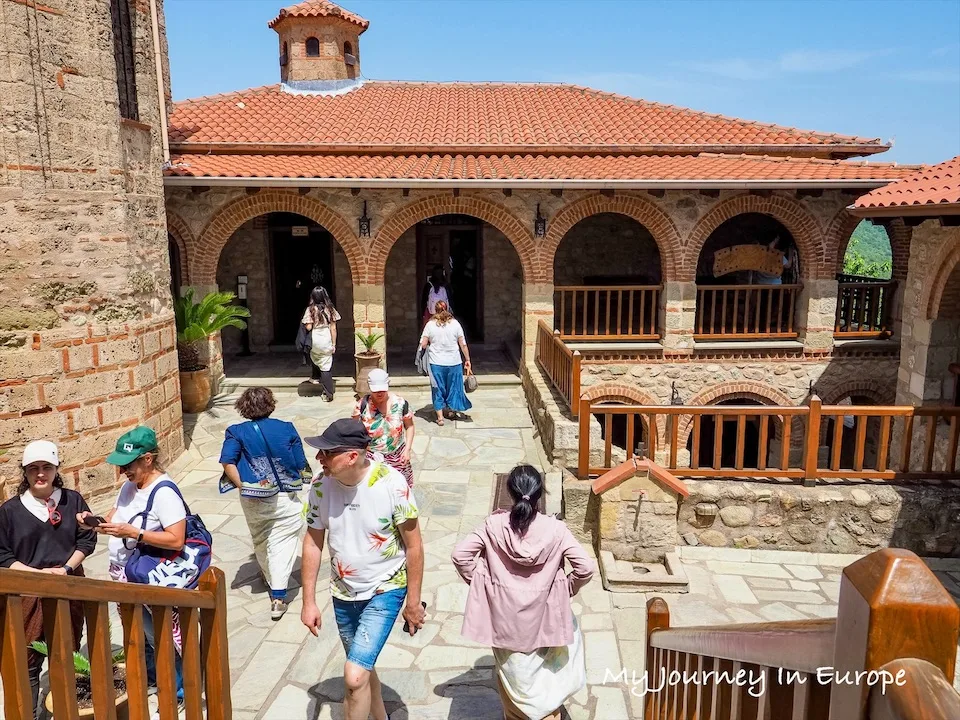 大梅特歐拉修道院